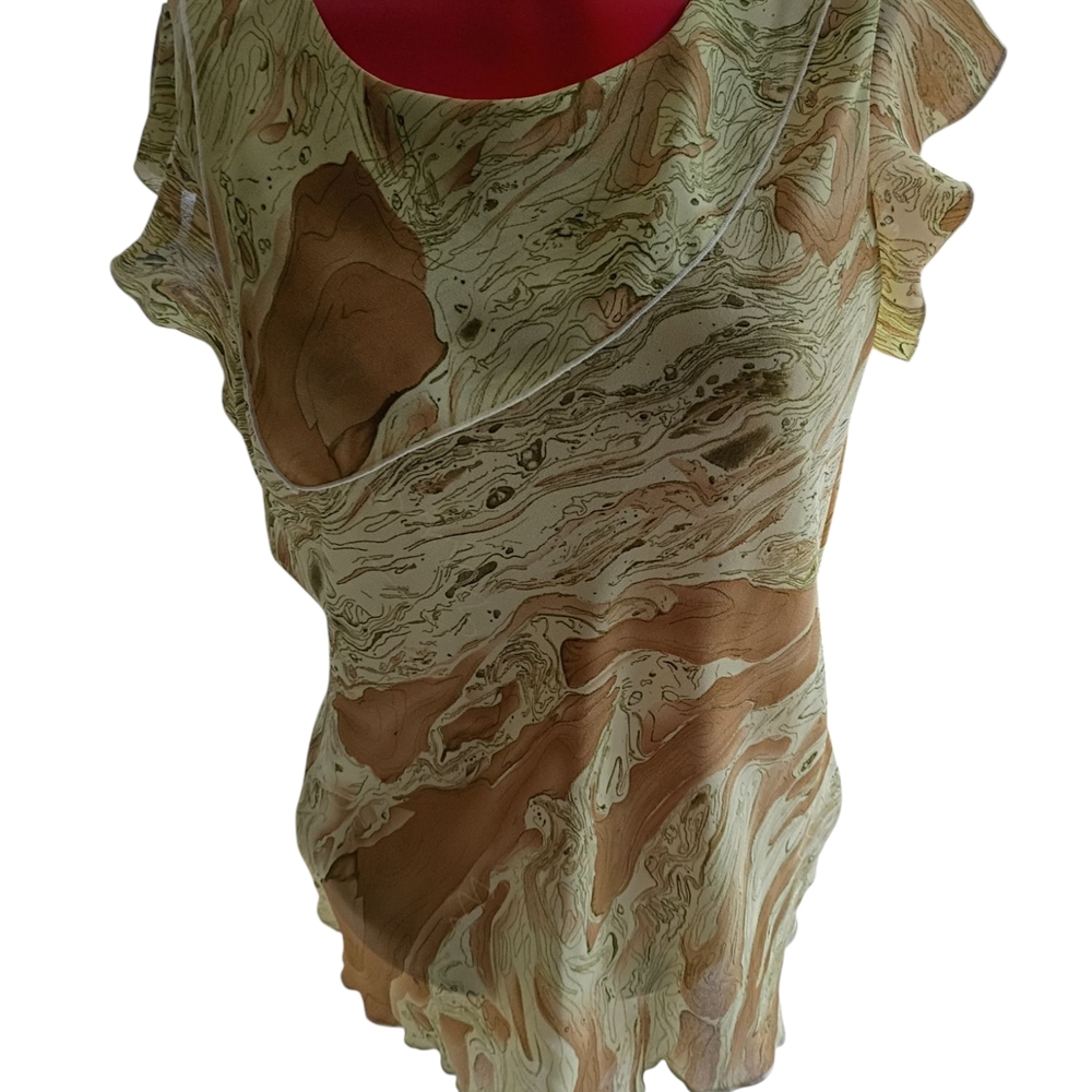 Asymmetrical Tan and Cream Cap Sleeve Blouse